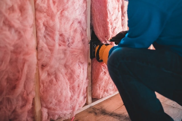 DIY House Insulation on a Budget – Affordable Ways to Seal Doors and Windows